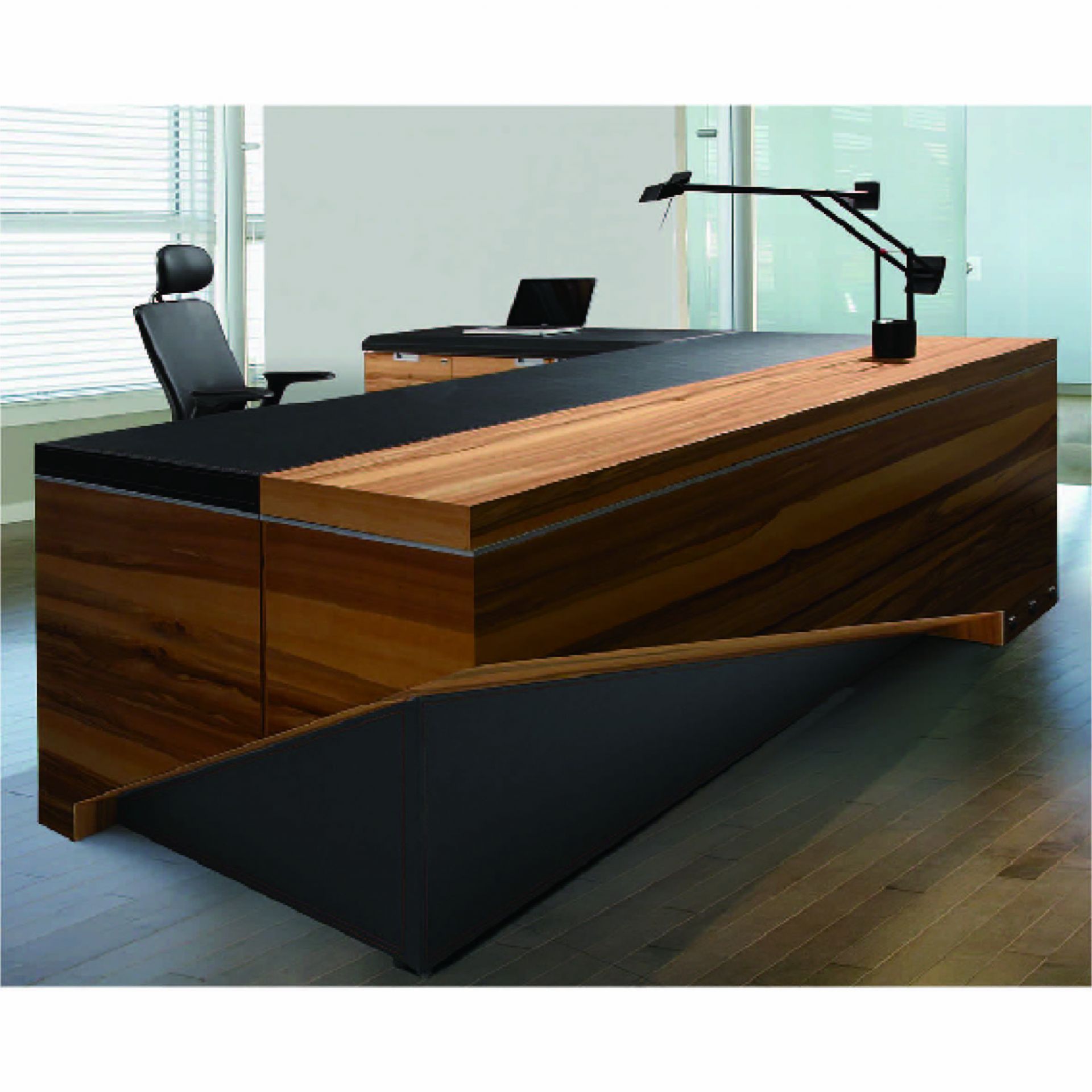 木製主管桌